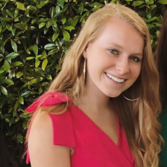 Meet your Posher, Hannah - Picture 1 of 1